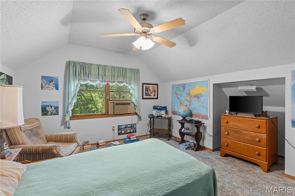 Walnut Crest - Residential