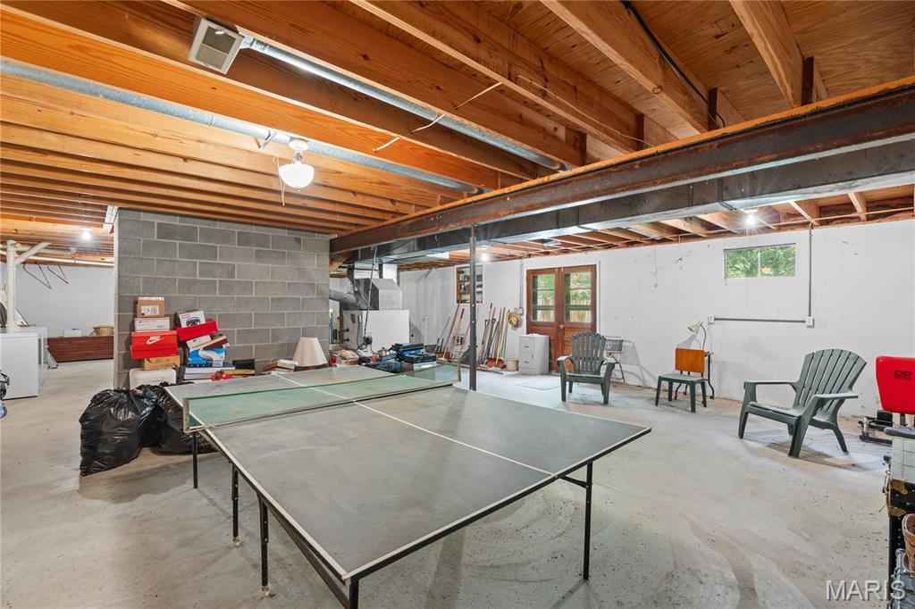 Walnut Crest - Residential