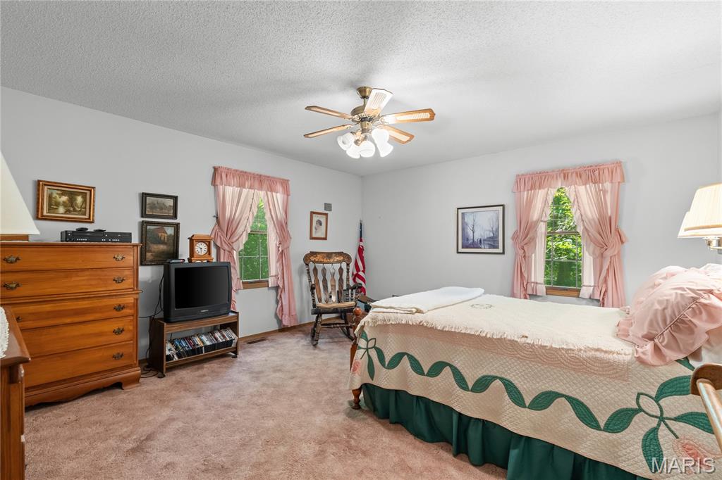 Walnut Crest - Residential
