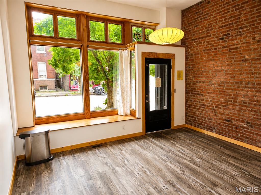 Oakland Add - Commercial Lease