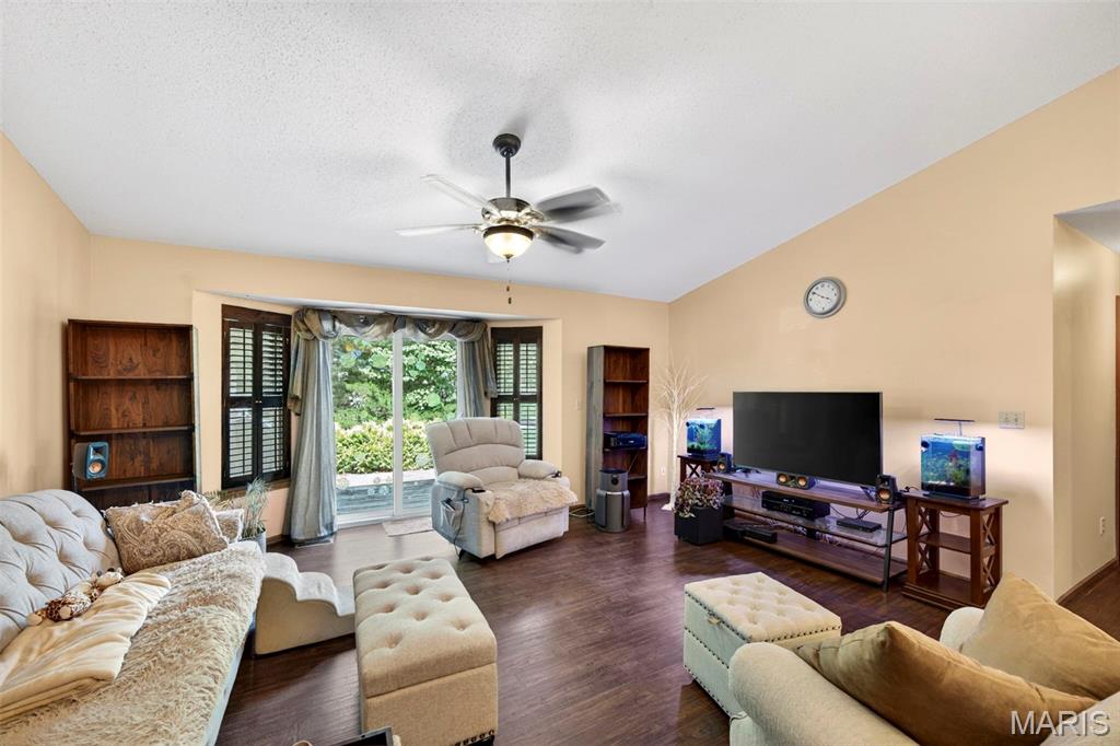 Golden Oaks #2 Ph2 - Residential