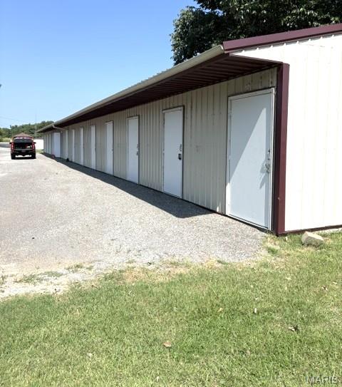 Versatile Estate - Commercial Sale