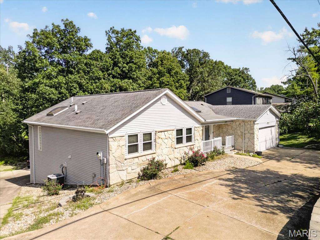 Clayton Oaks 5 - Residential