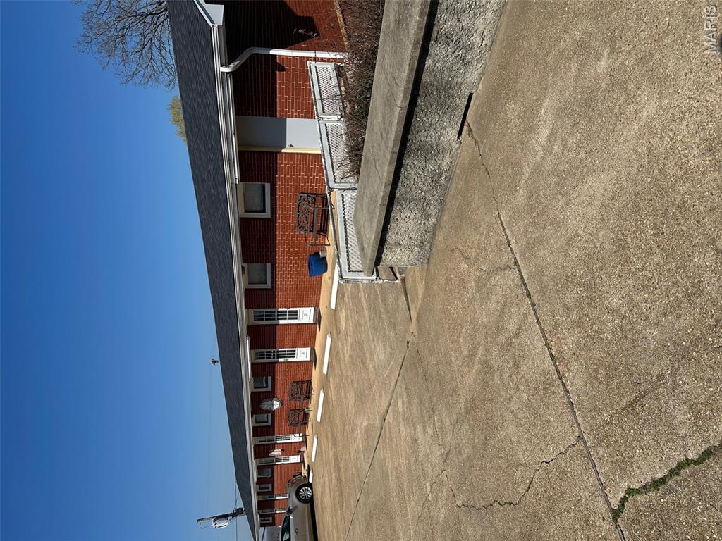 PRICE IMPROVEMENT!!!!Great investment property in Doniphan. This freshly remodeled motel has apartments on the lower level for monthly rental as well. This is a very high traffic tourist area as the crystal Current River is located approximately 1/2 mile from the motel. Also, in the fall and winter, there is the Mark Twain National Forest for the game hunters, who hunt the wild turkey and the white tail deer. Call to get a showing on this prime property.