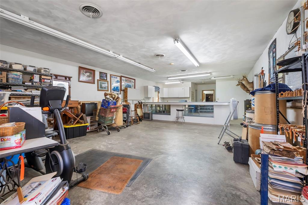 none - Commercial Sale
