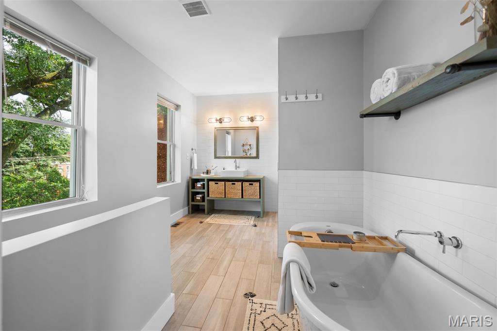 Kaysers Add - Residential