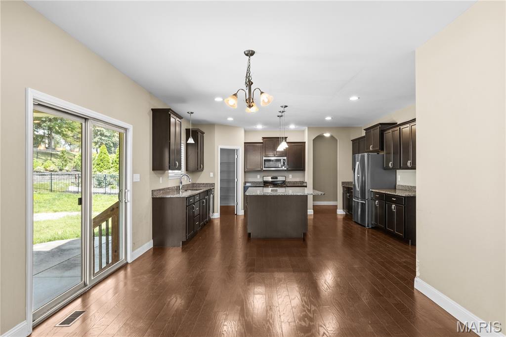 Ests At Timberleaf #3 - Residential