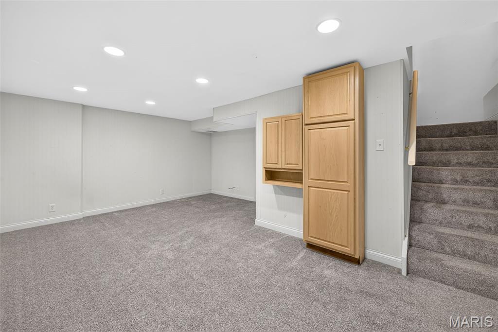 Hidden Meadow Condo 9 - Residential Lease