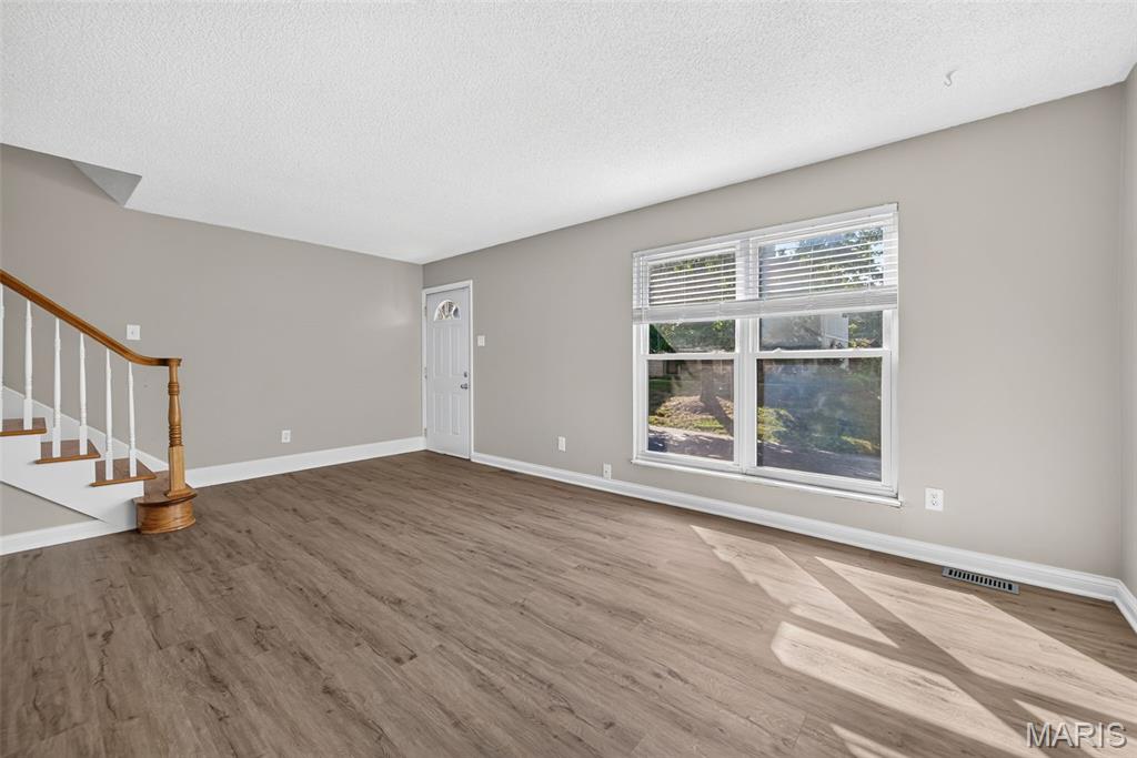 Hidden Meadow Condo 9 - Residential Lease