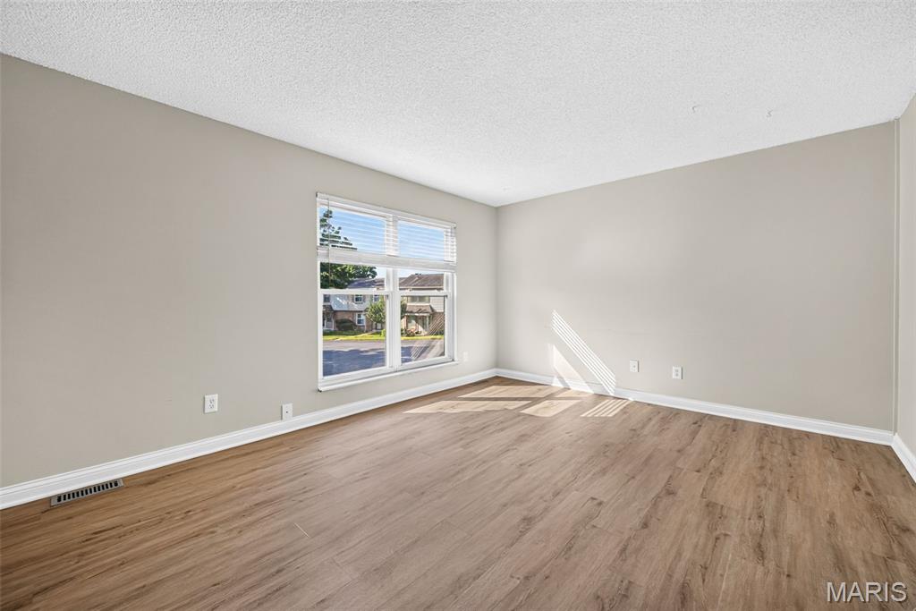 Hidden Meadow Condo 9 - Residential Lease