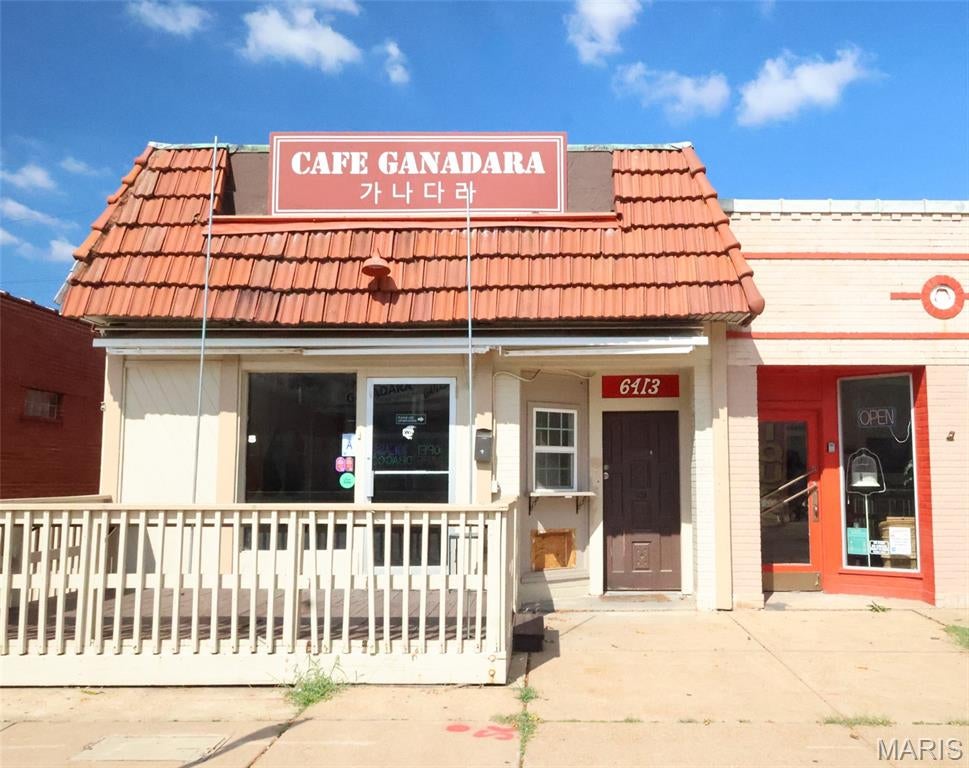 Gravois Loughborough Add - Commercial Lease