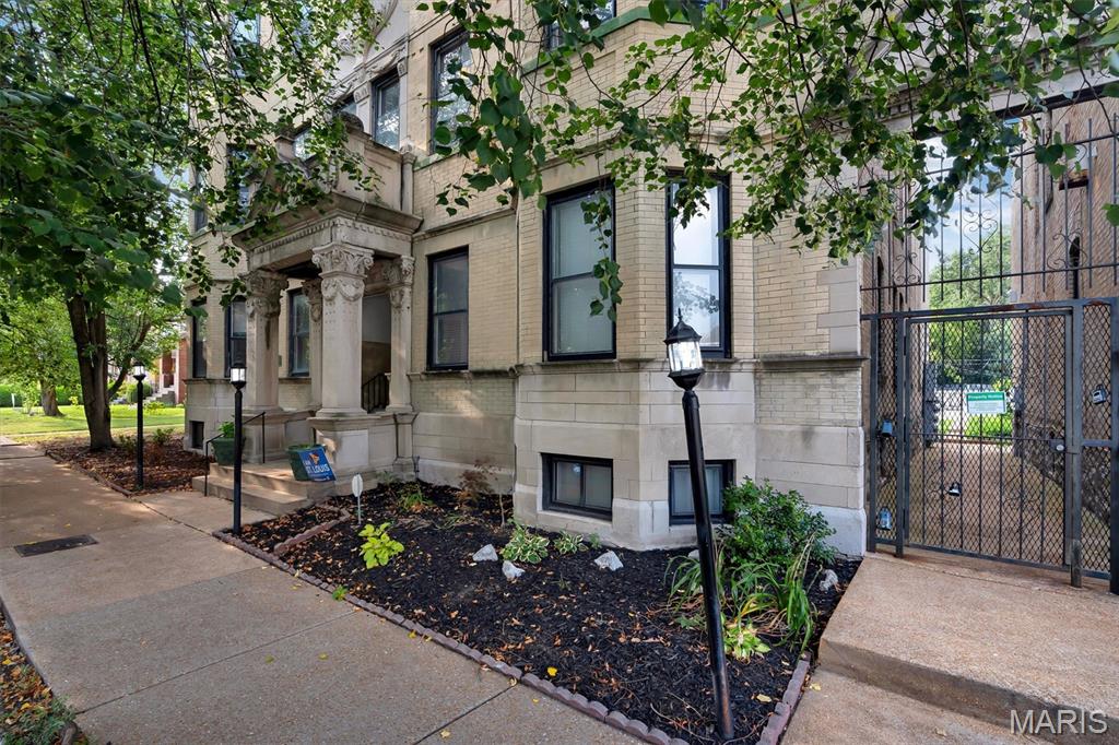 Maryland Square - Residential