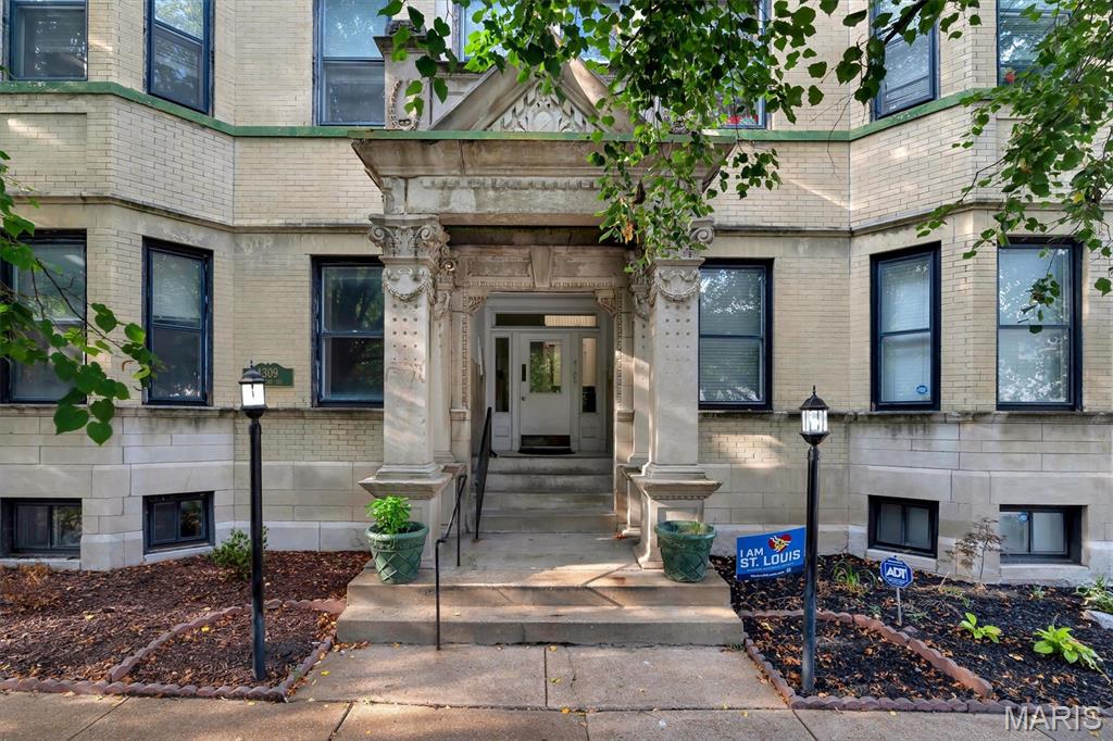 Maryland Square - Residential