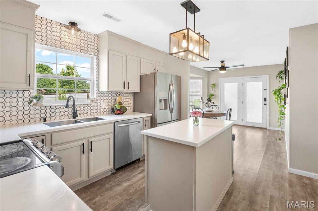 Greenbriar Meadows 6th Add - Residential