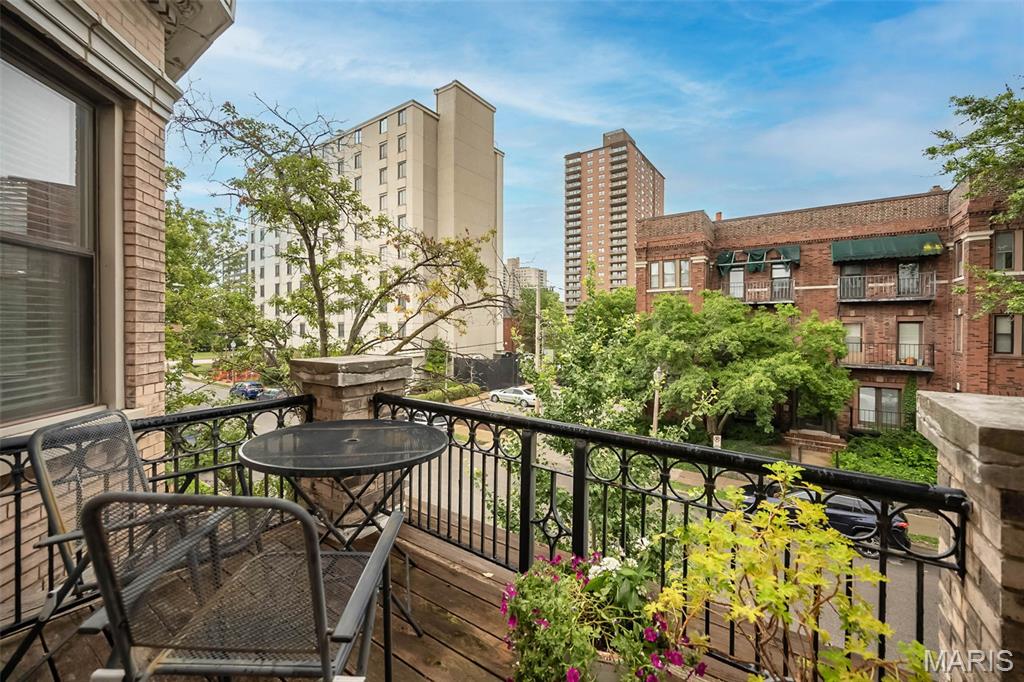 17-19 North Taylor Ave Condo - Residential Lease