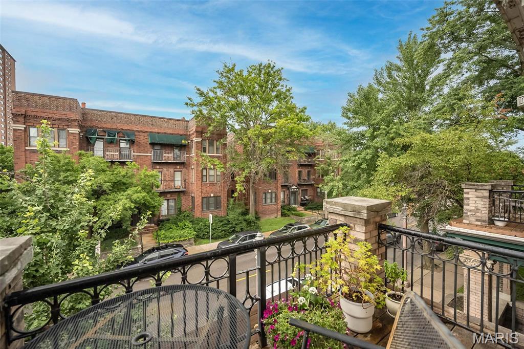 17-19 North Taylor Ave Condo - Residential Lease