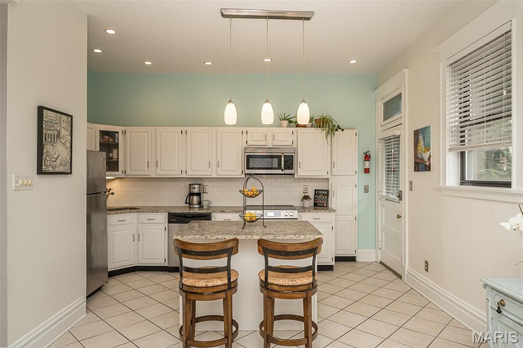 17-19 North Taylor Ave Condo - Residential Lease