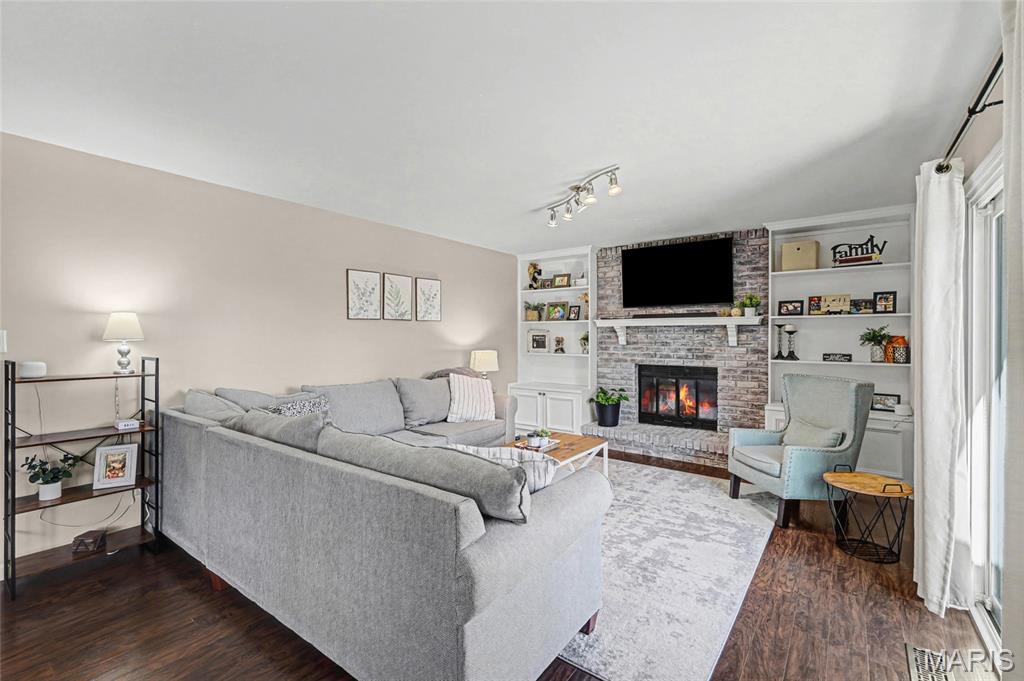 Meadowgreen Trails - Residential