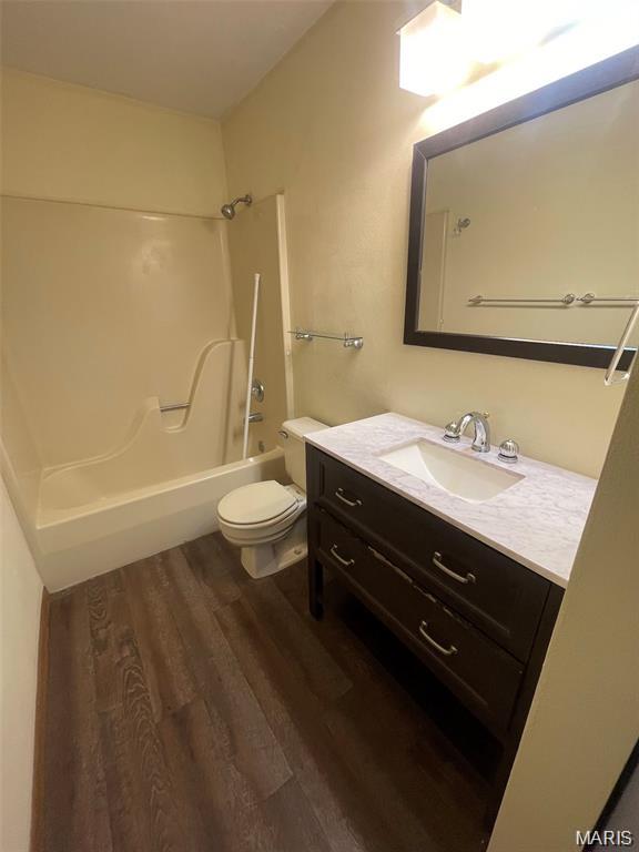 Eagle Rdg Condos Ph 1 Bldg #16 - Residential Income