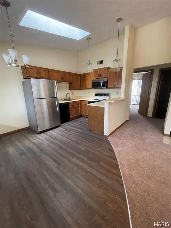 Eagle Rdg Condos Ph 1 Bldg #16 - Residential Income