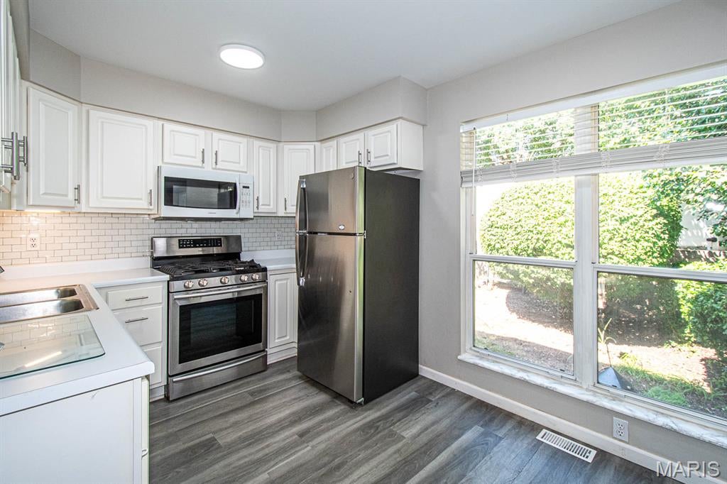 Spring Hill Farm Condo 22nd - Residential