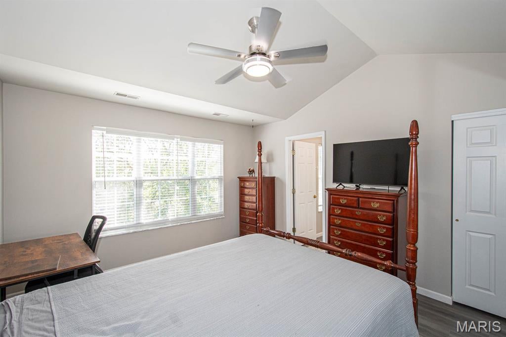 Spring Hill Farm Condo 22nd - Residential