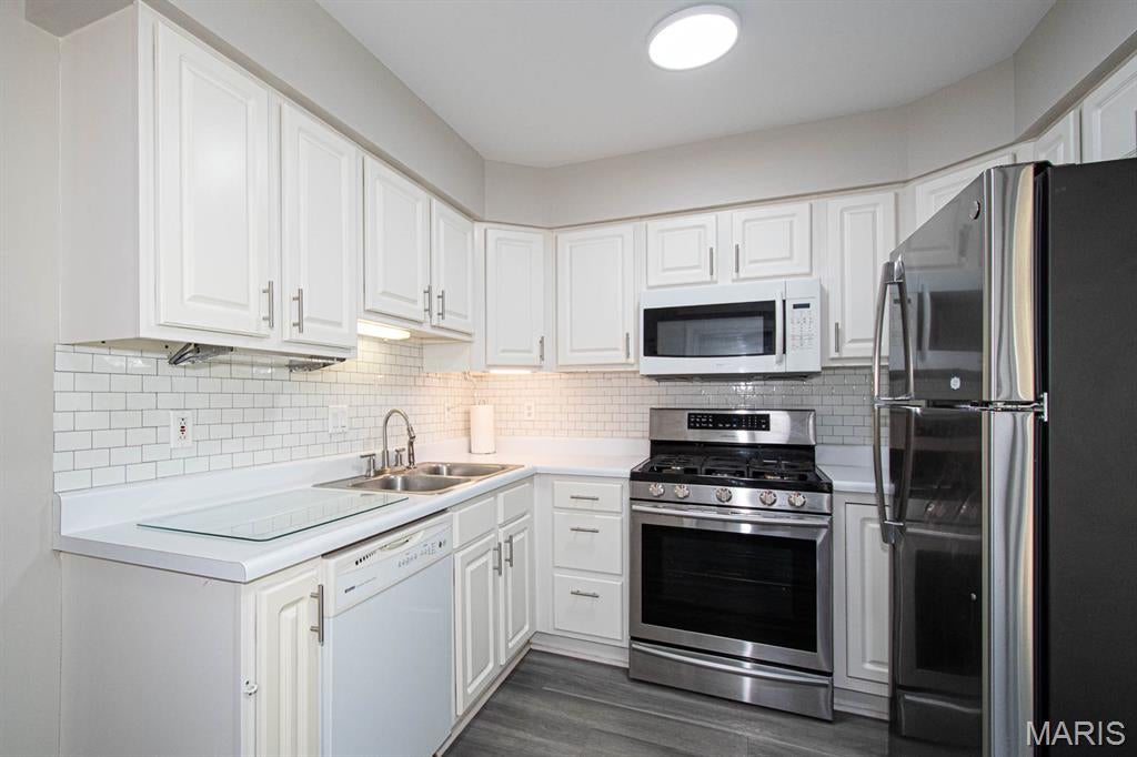 Spring Hill Farm Condo 22nd - Residential