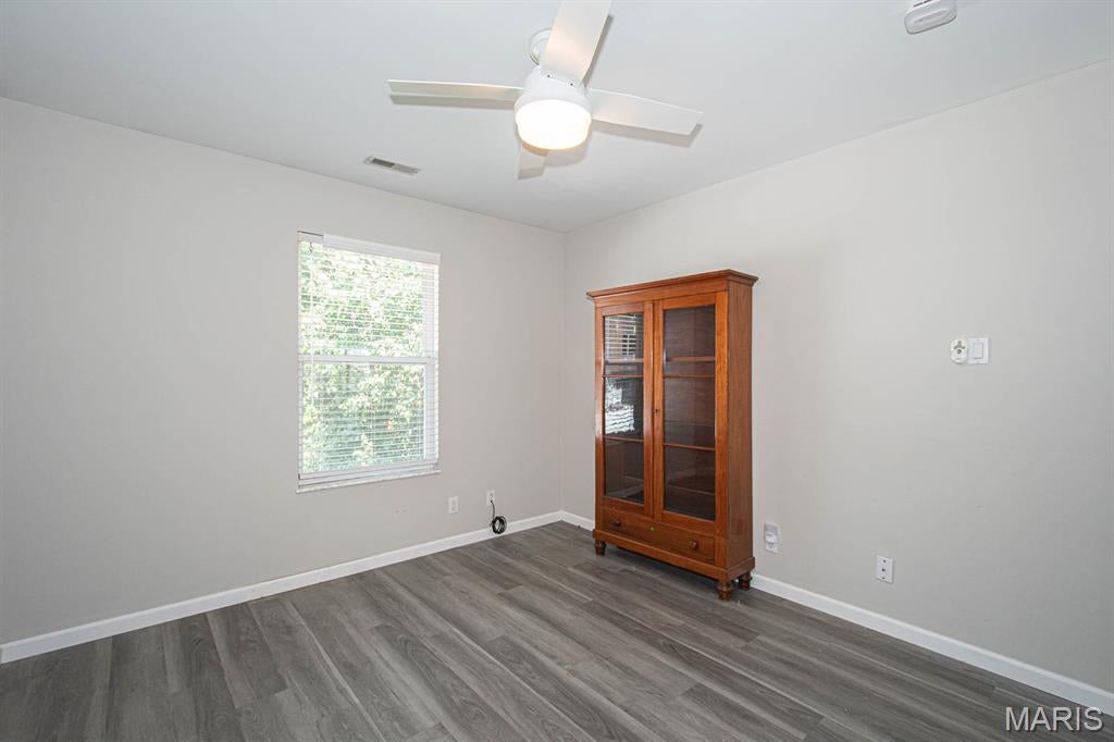 Spring Hill Farm Condo 22nd - Residential