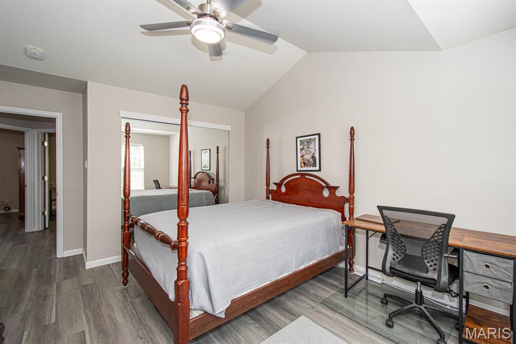 Spring Hill Farm Condo 22nd - Residential