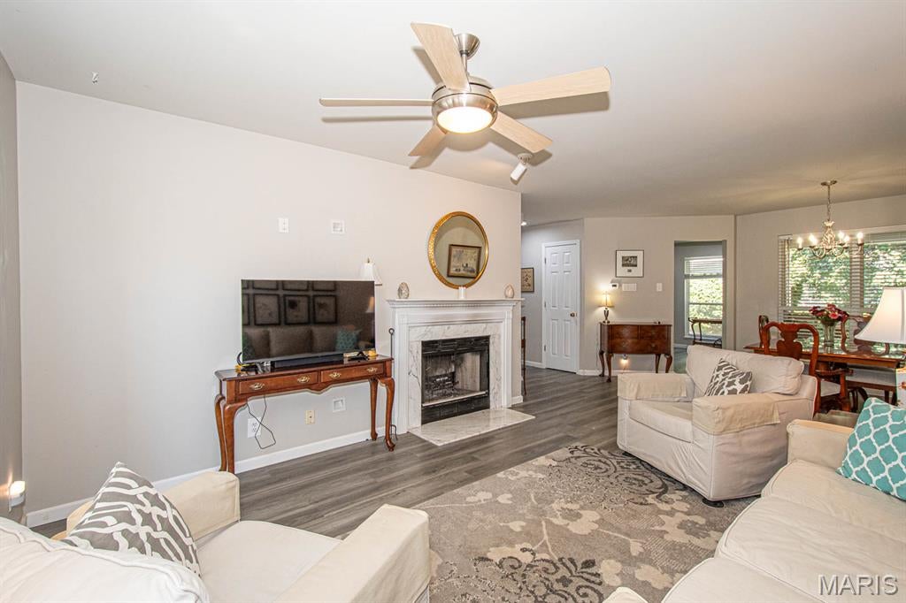 Spring Hill Farm Condo 22nd - Residential