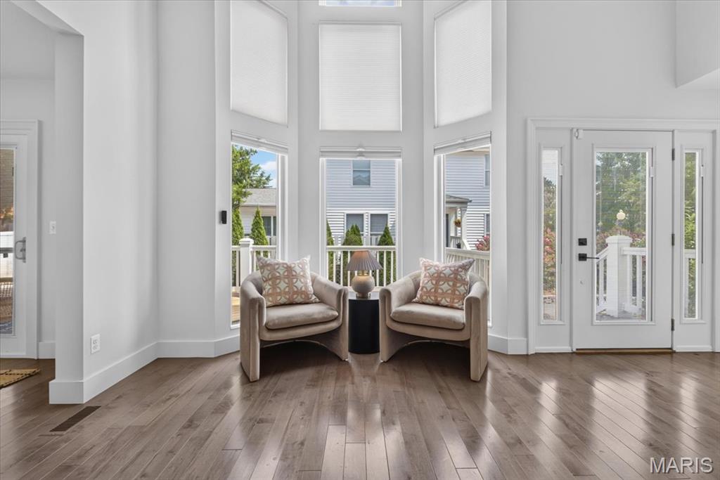 Kingsbury Square - Residential