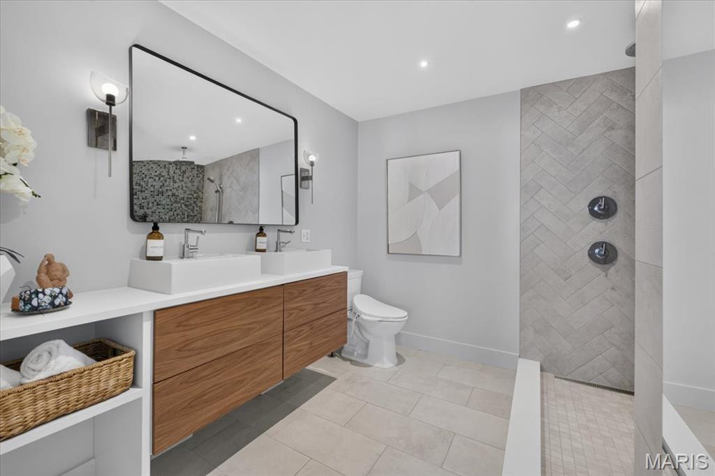 Kingsbury Square - Residential
