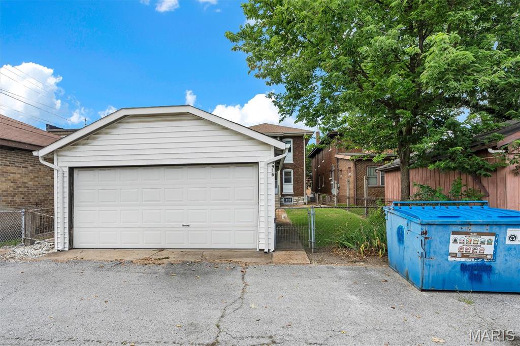 Holly Hills Add - Residential Income