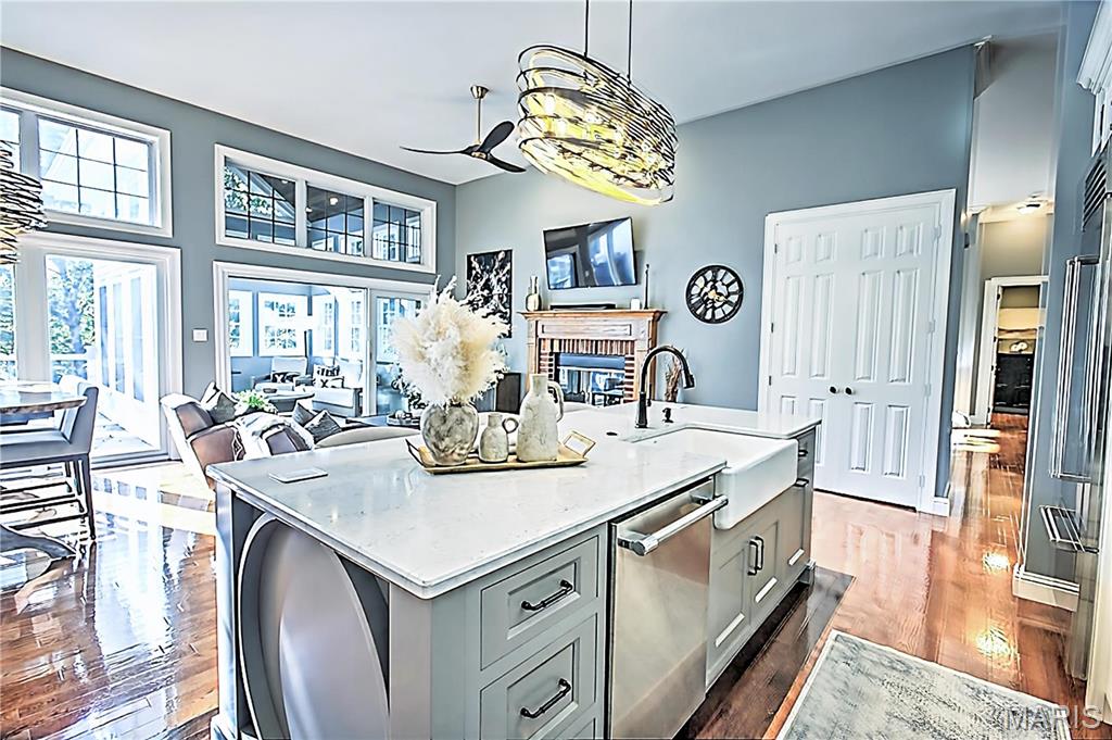Woodcliff Heights - Residential