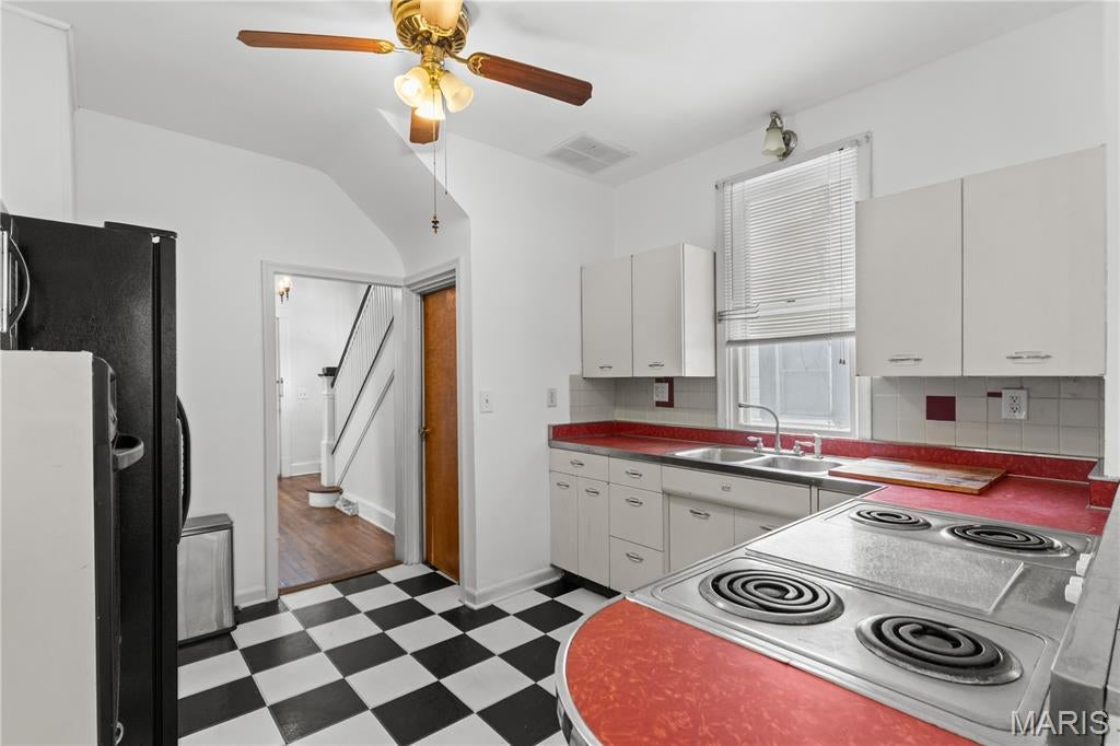 Casewell Merrill & Tuthills S - Residential