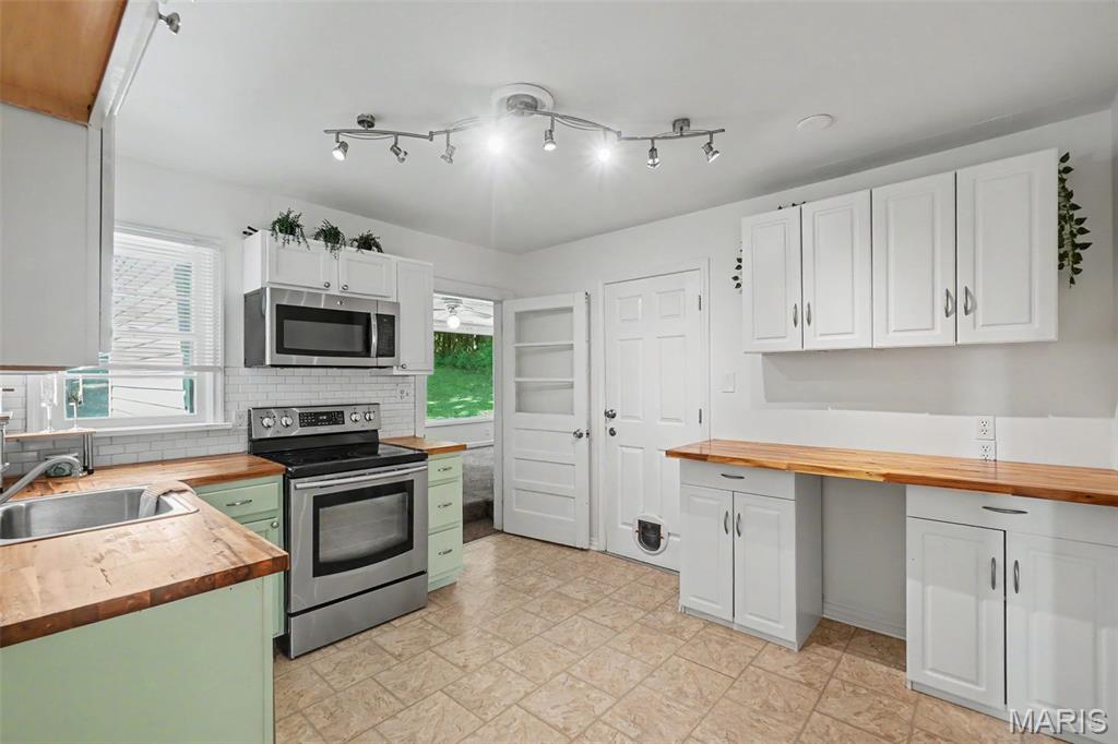 Meadow Lark - Residential