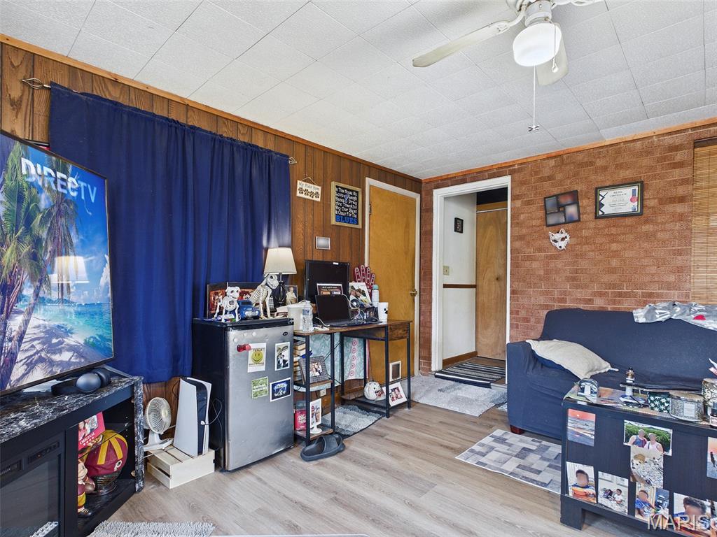 Sulphur Spring Woods - Residential