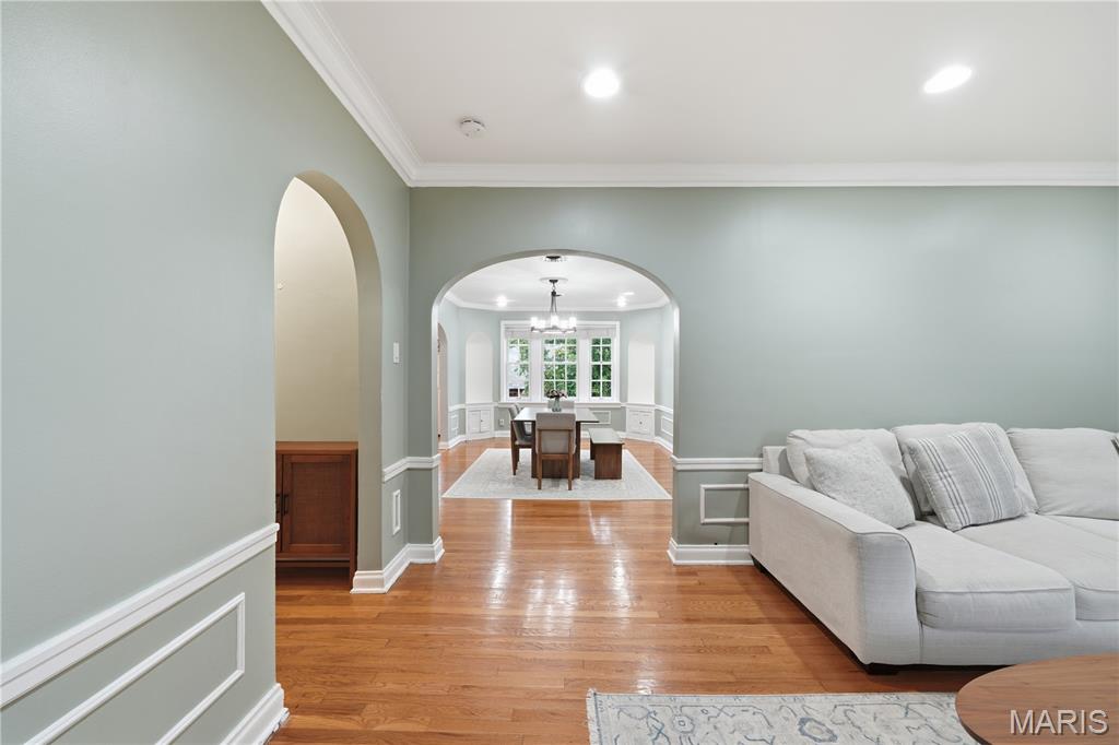 Wellington Way Condo - Residential