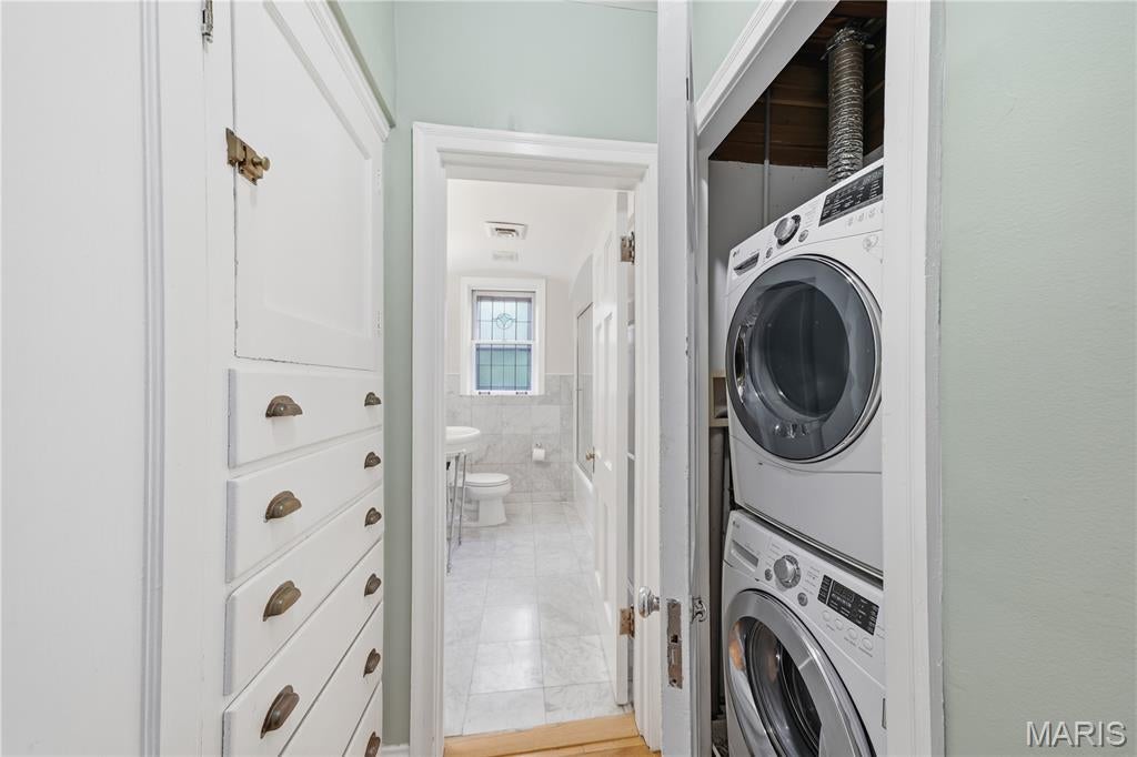 Wellington Way Condo - Residential