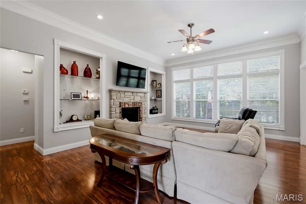 Manors At Meadowbrook - Residential