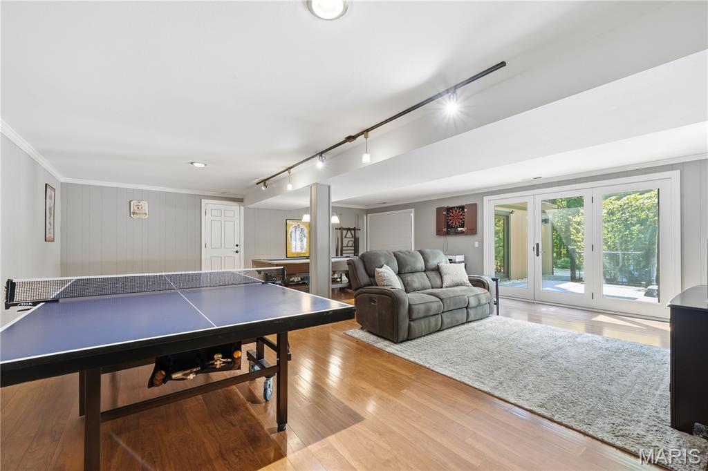 High Meadow - Residential