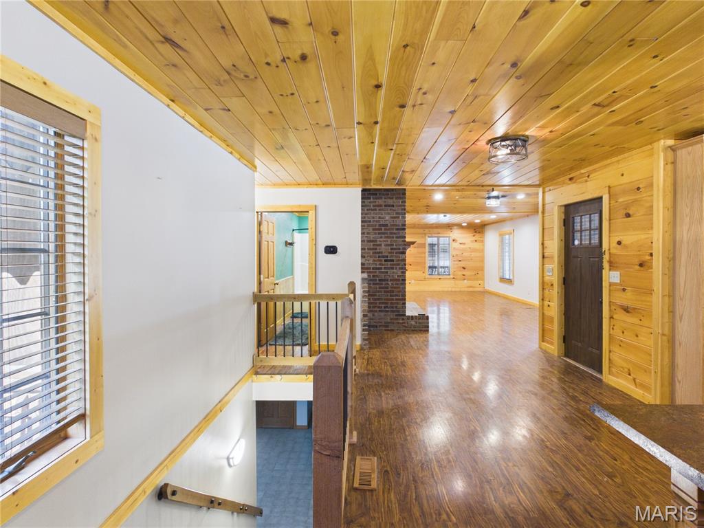 Lock Loma Sub - Residential