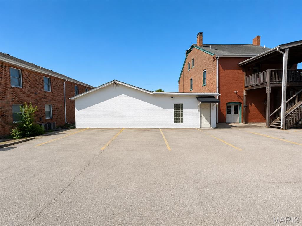 Old Town Of St Ferdinand - Commercial Lease
