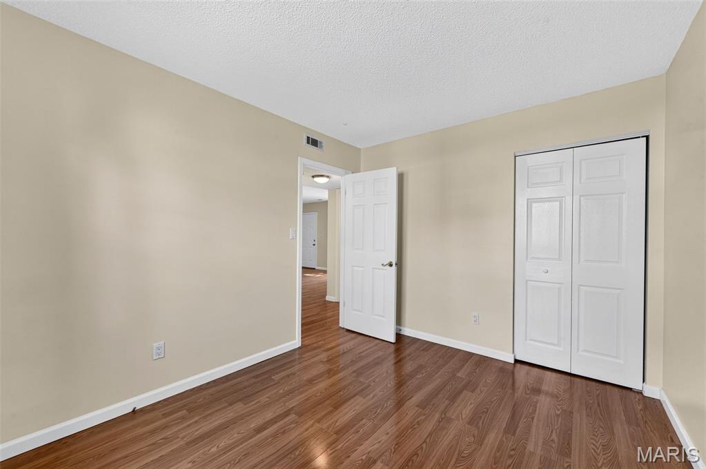 Brentwood Forest Condo Ph Seven - Residential