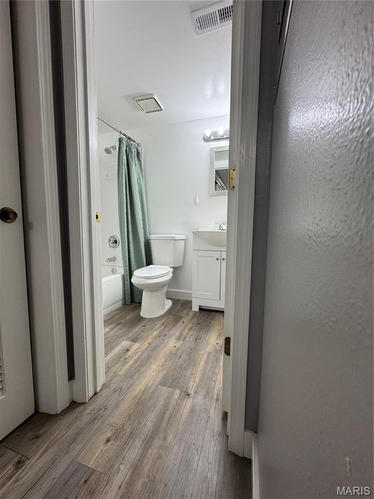 Treetop Condo Ph Ii - Residential