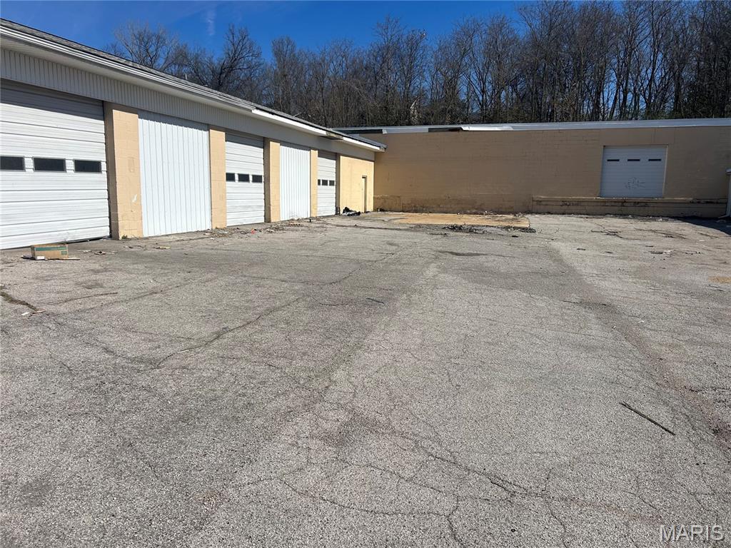 Crystal City - Commercial Lease