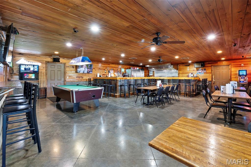 n/a - Commercial Sale