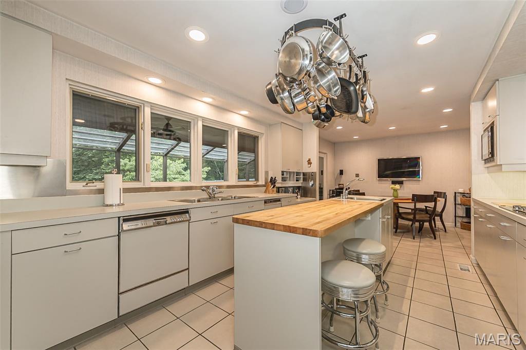 Forest Ridge 2 - Residential