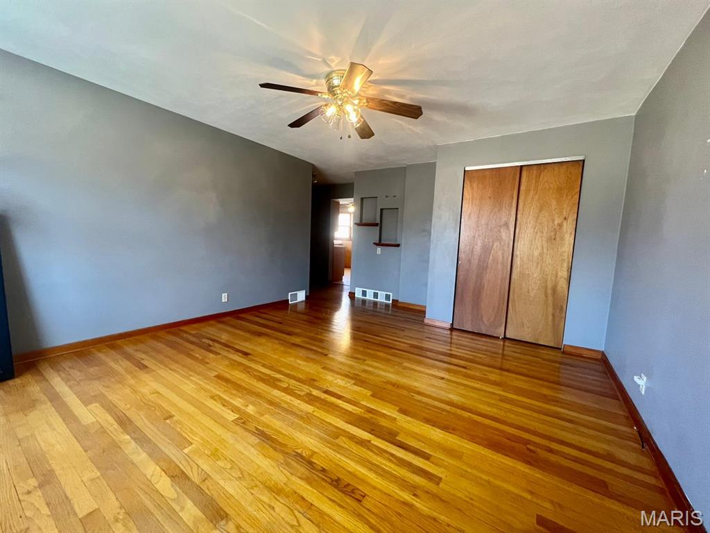 Elm Pt Place - Residential Lease