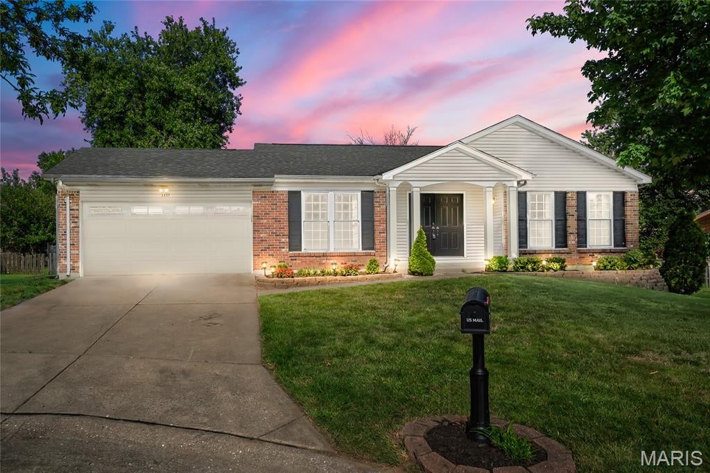 OPEN HOUSE 9/20 1:00 - 3:00 PRICE REDUCED!  This inviting 3 bedroom, 2 bathroom home offers comfortable living in a convenient location. The home provides a functional layout with plenty of room to relax, entertain and make it your own. The spacious master bedroom offers his and her closets with on suite bathroom. New flooring and baseboards installed last month! Enjoy the convenience of being in the heart of St. Peters, minutes from both 70 and 94/364 extension.